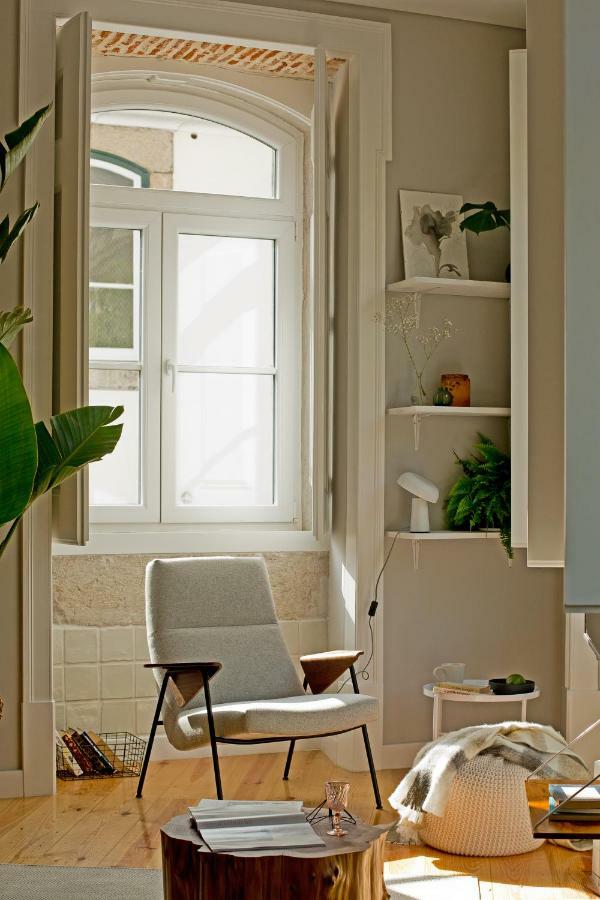 ליסבון Update Urban Chic Flat In 19Th Century Building 2 Bedrooms & 2 Bathrooms & Ac Central Alfama District מראה חיצוני תמונה